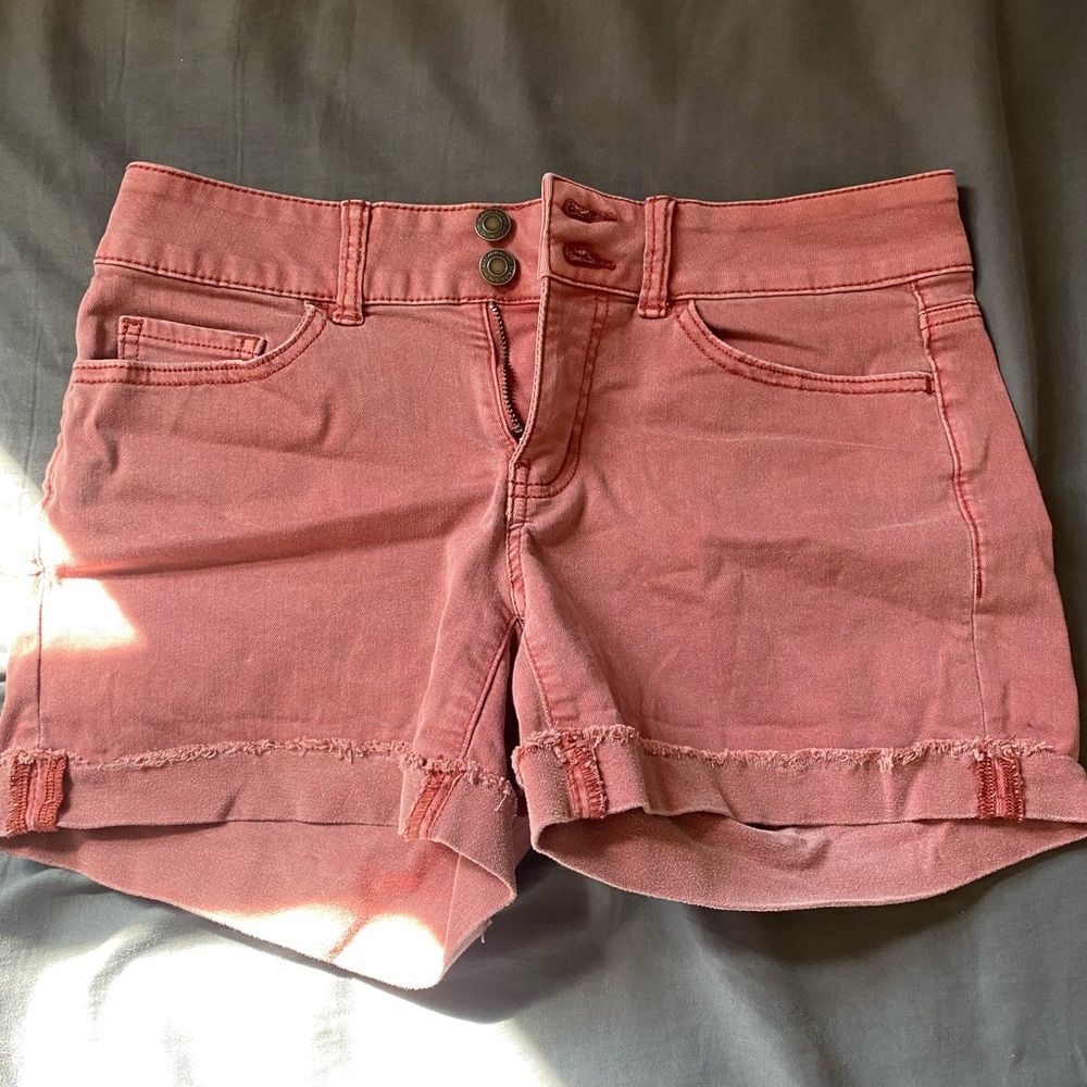SO Pink Low-rise shorts